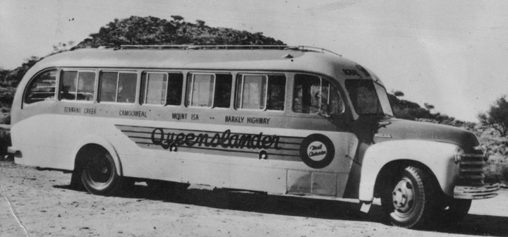 Chevrolet 'Maple Leaf' coach - Queenslander