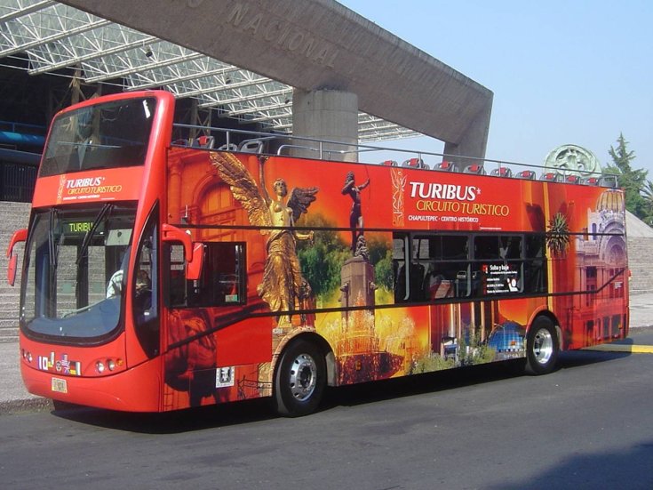 Open top double deck bus Turibus