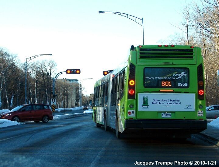 Articulated Nova Bus fron RTC