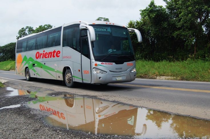 Oriente Man bus 5526