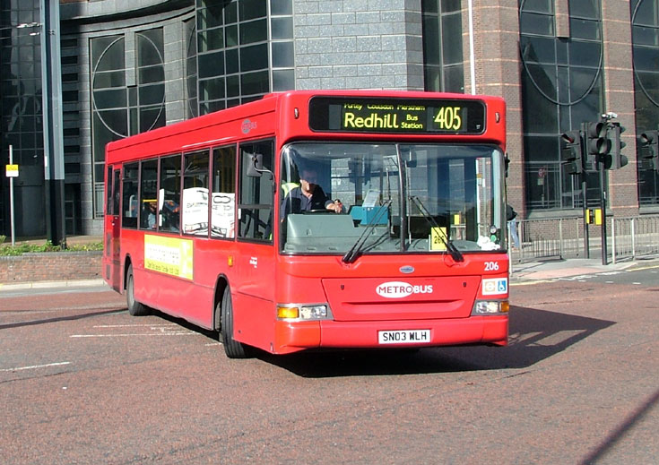 Red Metrobus Dennis Dart SLF