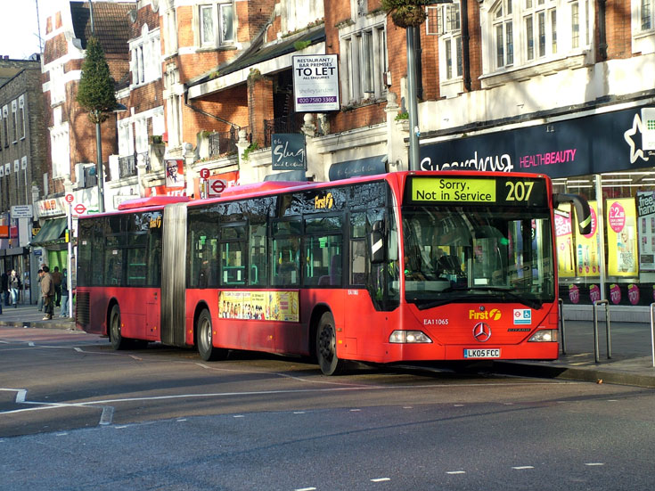 Photo of Mercedes-Benz Citaro G articulated bus