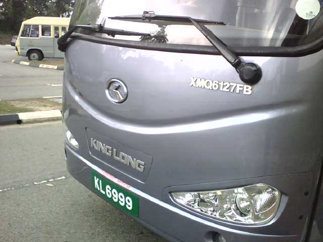 Front View of King Long bus