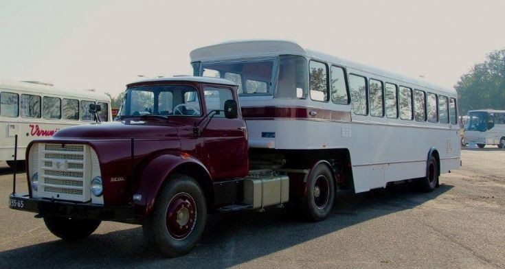 DAF Truck T13DA347 and DAF Trailer. image 2.