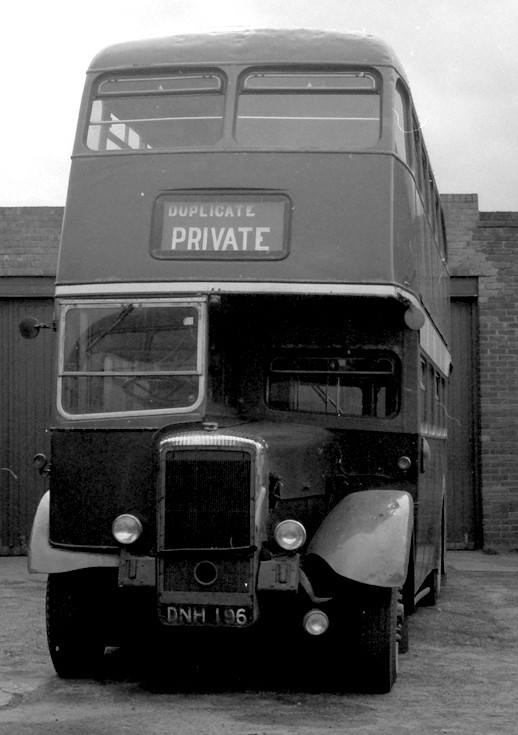 Daimler DNH196