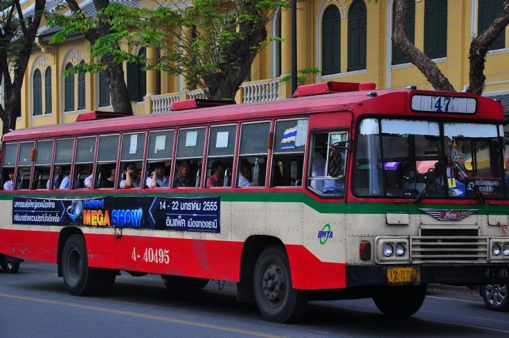 Thai local bus ~ Hino.