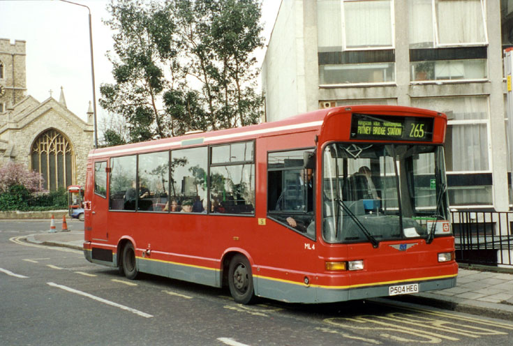 Photo of Marshall Midibus P504HEG